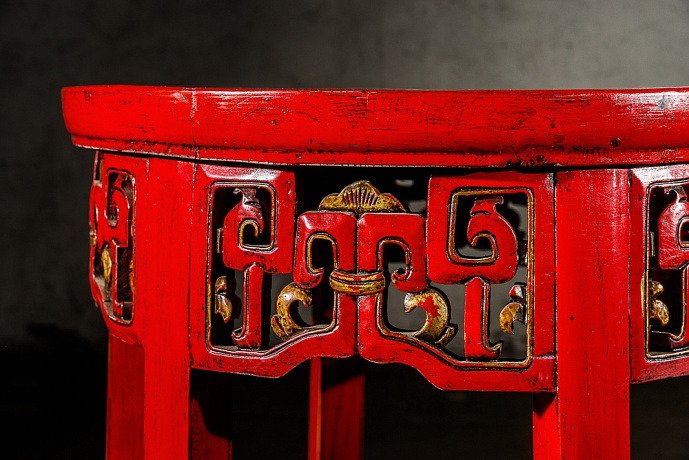  столик Дайбяо-хуа с индийским орнаментом - лучшие Кофейные столики в INMYROOM