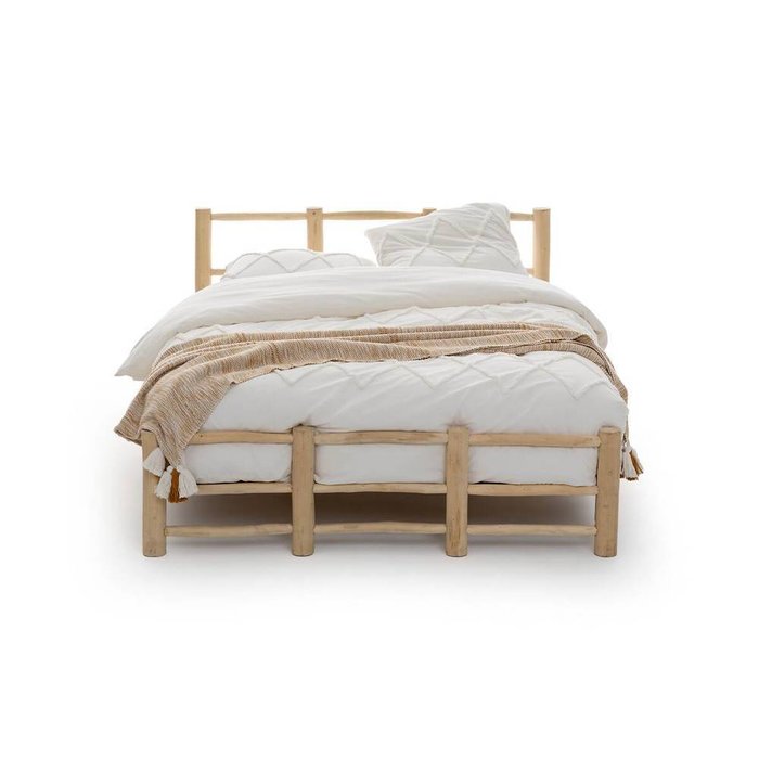 Кровать из массива тика Ghada 140x190 бежевого цвета - купить Кровати для спальни по цене 47860.0 Кровать из массива тика Ghada 140x190 бежевого цвета - купить Кровати для спальни по цене 47860.0