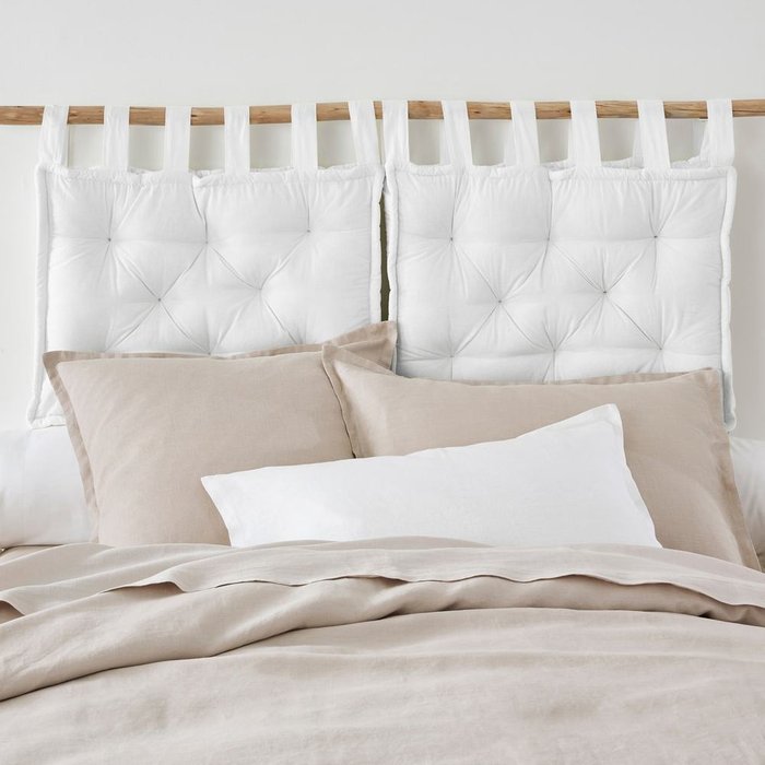Подушка для изголовья кровати белого цвета 50x70