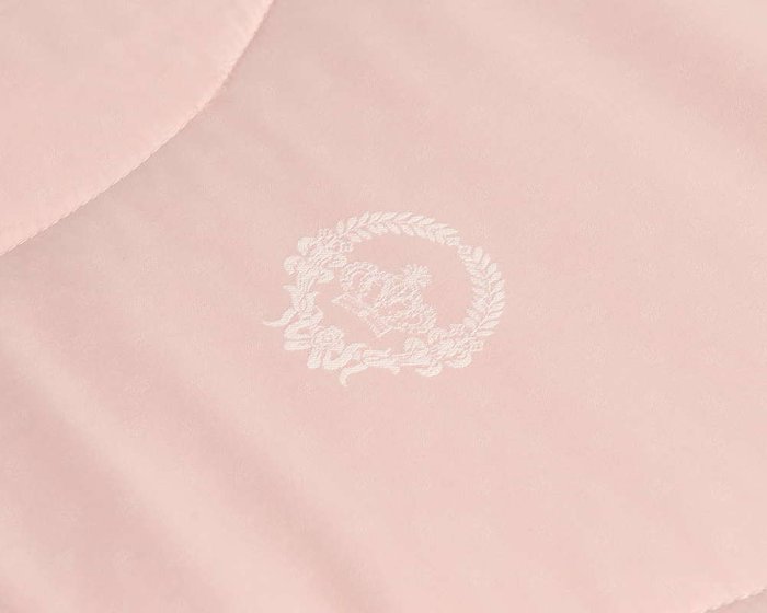 Одеяло Шарлиз 160х220 карамельного цвета - лучшие Одеяла в INMYROOM