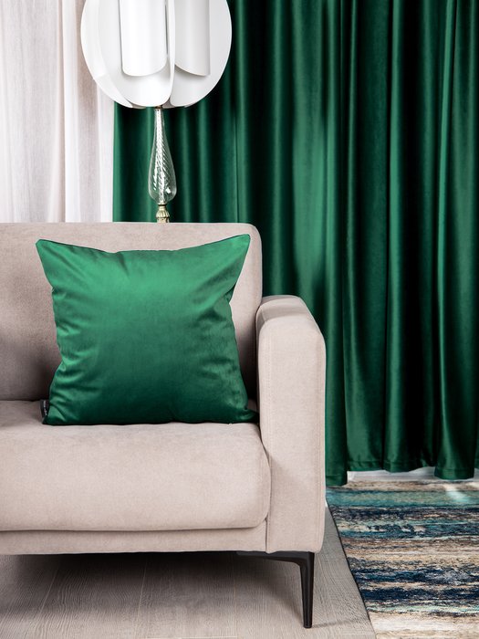 Декоративная подушка Monaco emerald 45х45 зеленого цвета - купить Декоративные подушки по цене 1194.0