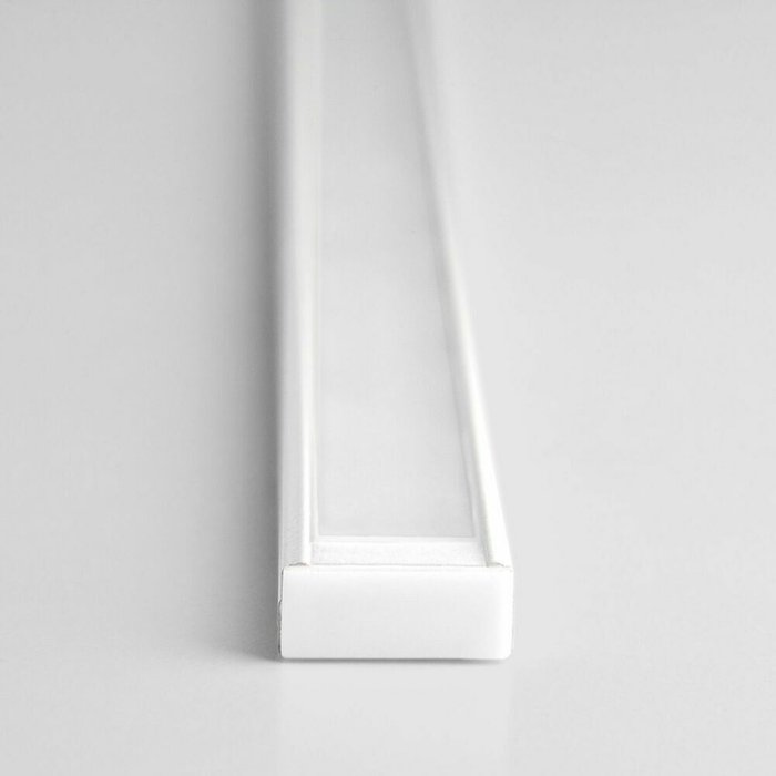Накладной алюминиевый профиль для светодиодной ленты белого цвета - лучшие Профили для светодиодных лент в INMYROOM