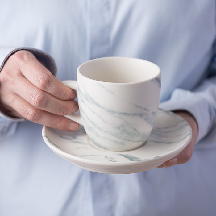 Набор из двух чайных пар Marble бело-серого цвета - купить Для чая и кофе по цене 1710.0