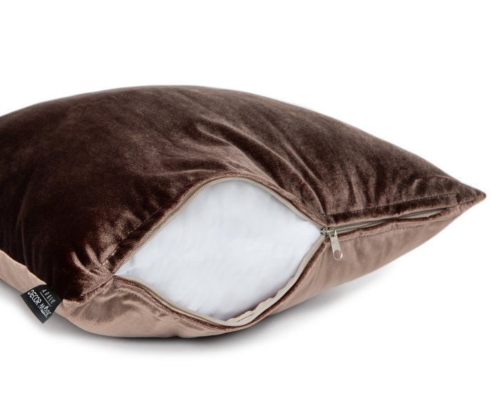 Декоративная подушка Murano Cocoa 45х45 темно-коричневого цвета - лучшие Декоративные подушки в INMYROOM