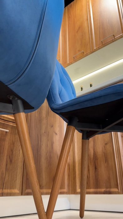 Обеденный стул Sheffild синего цвета - лучшие Обеденные стулья в INMYROOM Обеденный стул Sheffild синего цвета - лучшие Обеденные стулья в INMYROOM