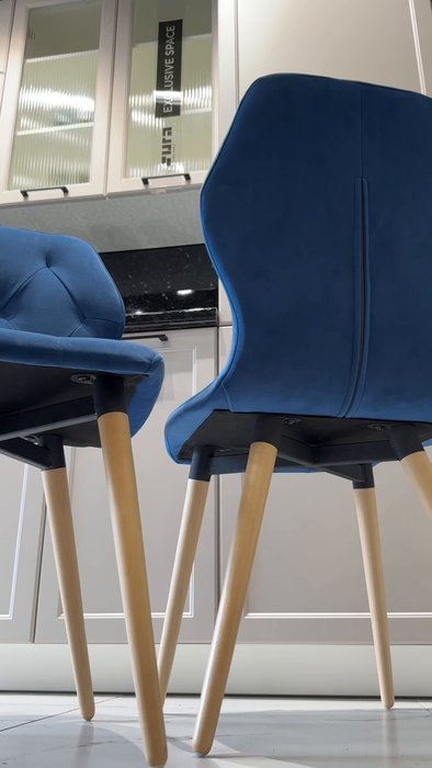 Обеденный стул Sheffild синего цвета - лучшие Обеденные стулья в INMYROOM Обеденный стул Sheffild синего цвета - лучшие Обеденные стулья в INMYROOM