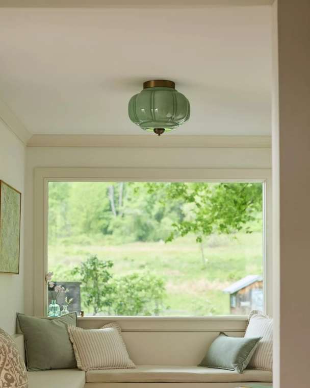 Золотистый светильник "Элаиза" с зелёным плафоном