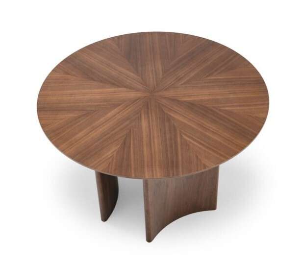 Стол обеденный Caldo 120 коричневого цвета