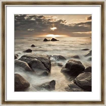 Постер Midnight Sunrise