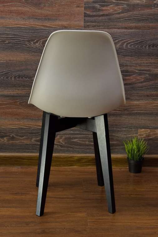 Стул Сашш бело-черного цвета