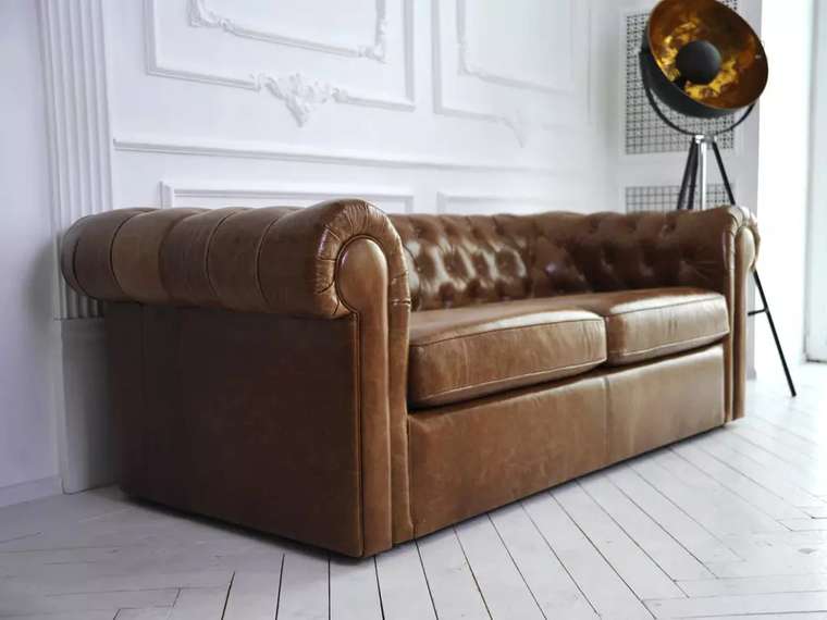 Диван Chesterfield с обивкой из натуральной кожи