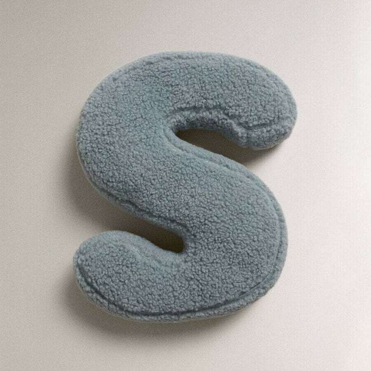 Детская подушка Letter s