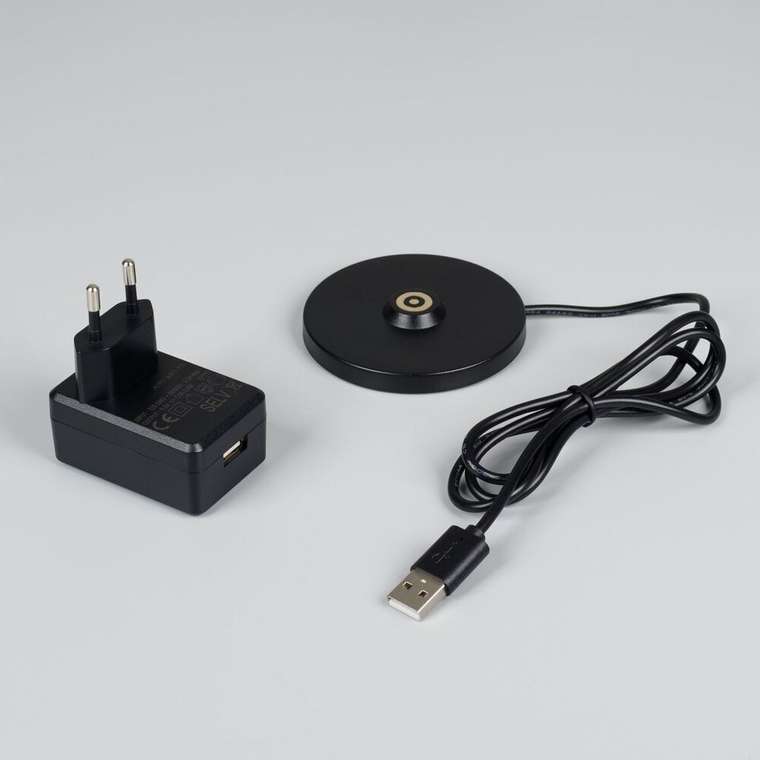 Настольная лампа TOMMY 056087 (металл)