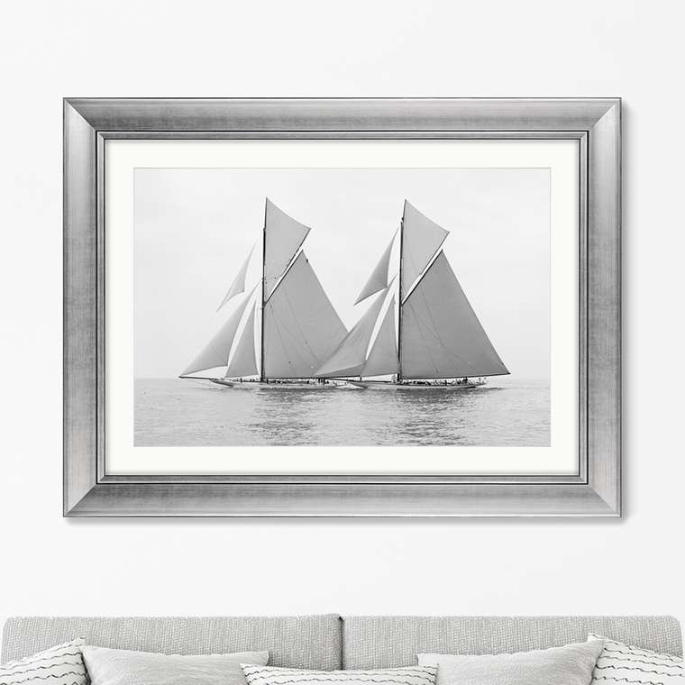 Картина Яхты Релайнс и Шемрок Третий регата 1904 г.