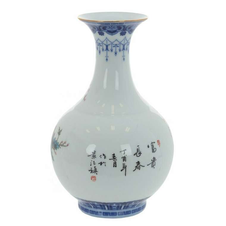 Фарфоровая ваза голубого цвета