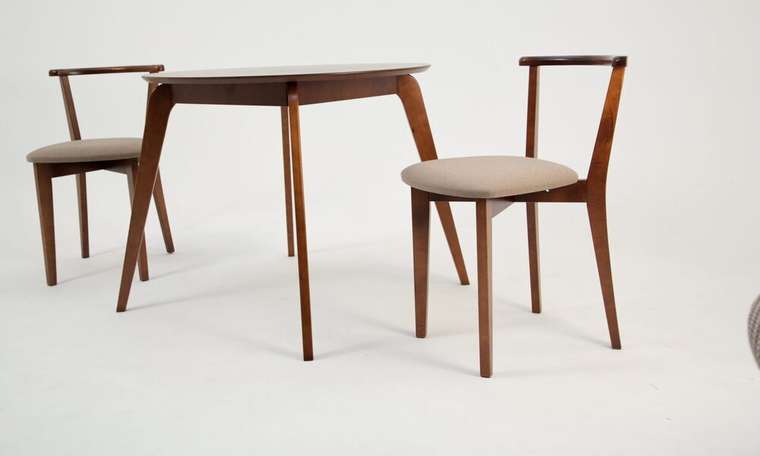 Набор из стола Arki К 90 и двух стульев Франк ПМ бежево-коричневого цвета