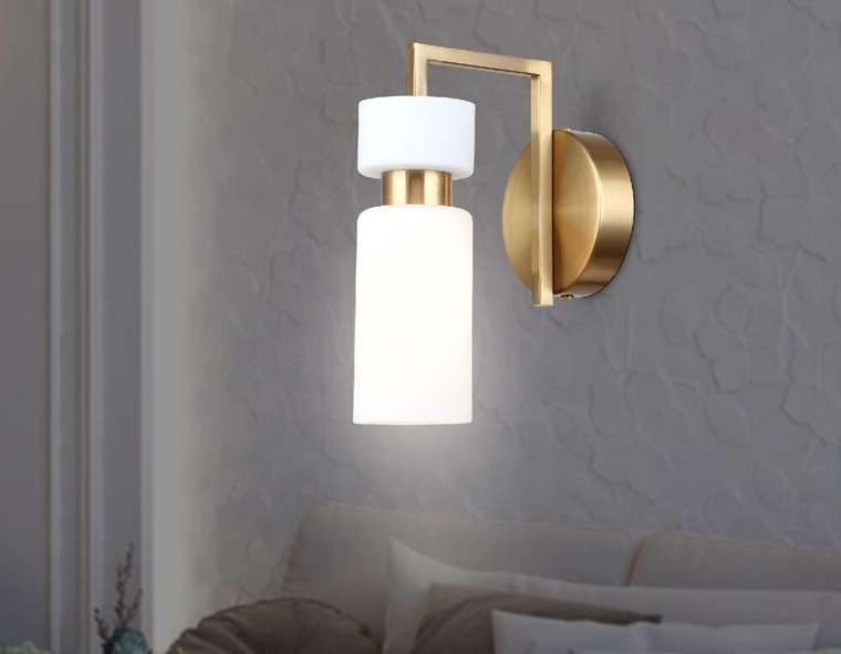 Бра Heigh Light LH56130 (стекло, цвет белый)