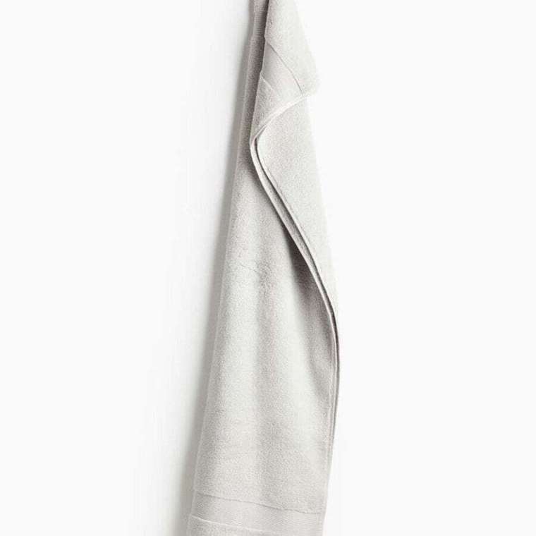 Полотенце банное из мягкой махровой ткани