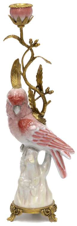 Подсвечник розового цвета