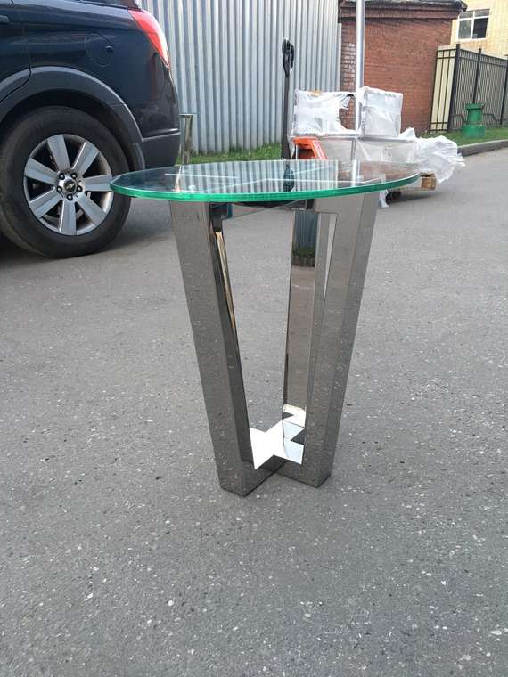 Столик Mato из полированной стали