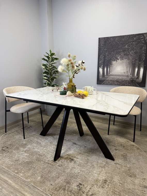 Раздвижной обеденный стол DL1600 белого цвета