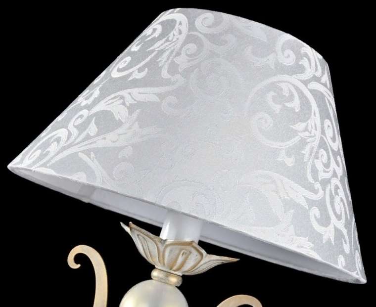 Настольная лампа Monile с белым абажуром 