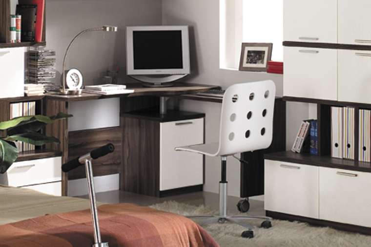 Стол письменный Модекс