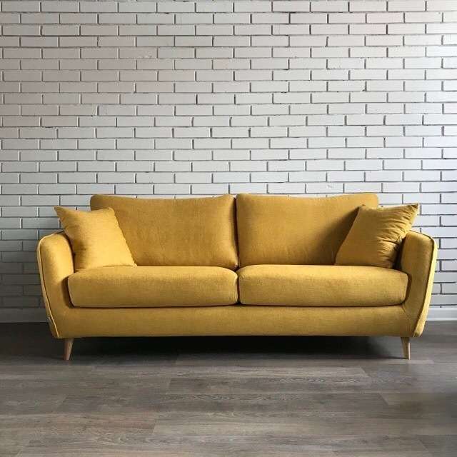 Прямой диван Faro желтого цвета