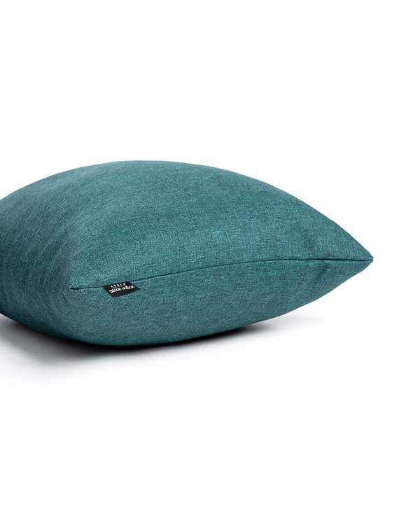 Декоративная подушка синего цвета