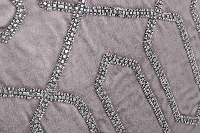 Подушка с бисером Геометрия серебряного цвета
