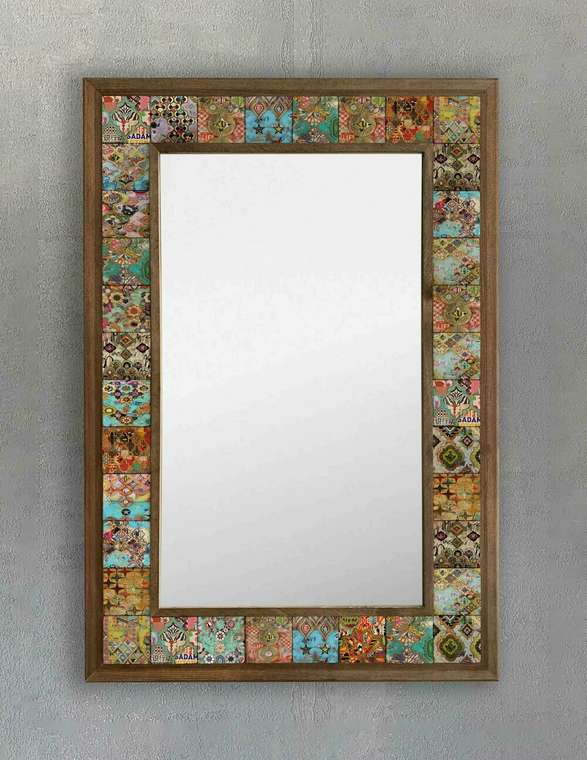 Настенное зеркало 43x63 с рамкой из натурального камня в виде мозаики