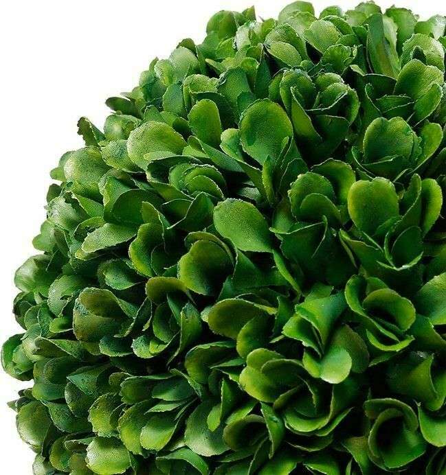 Шар декоративный Самшит зеленого цвета