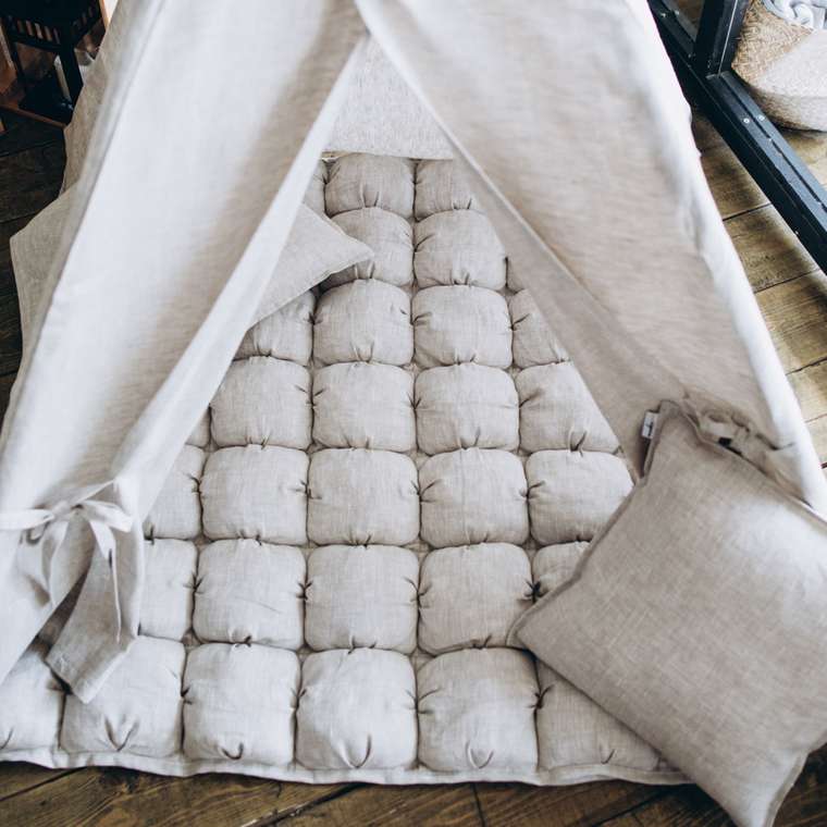 Чехол для подушки из льна бежевого цвета