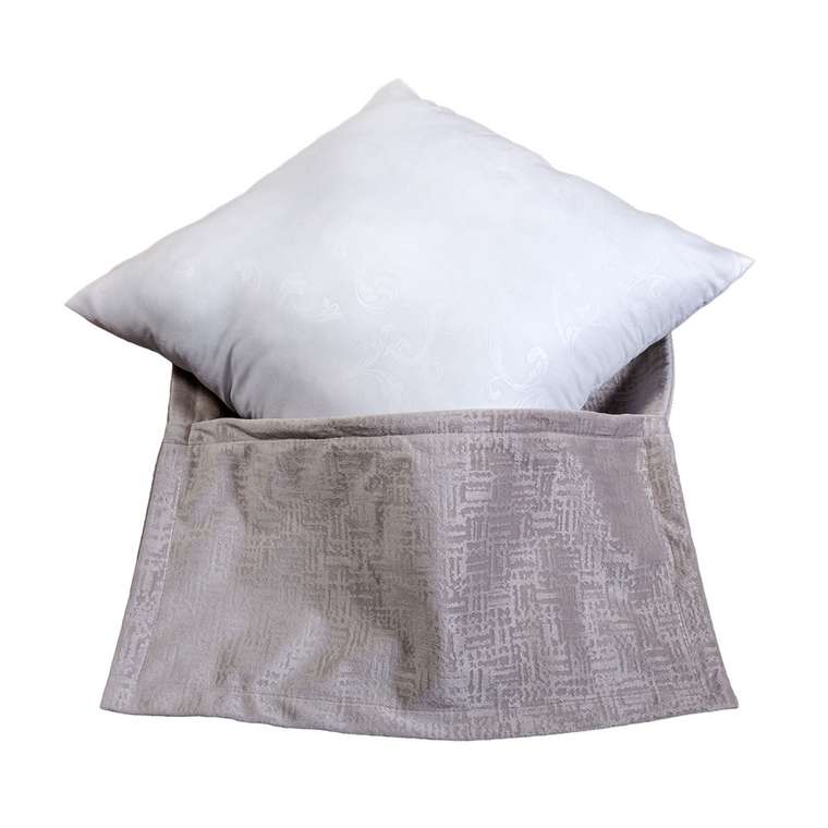 Внутренняя подушка белого цвета