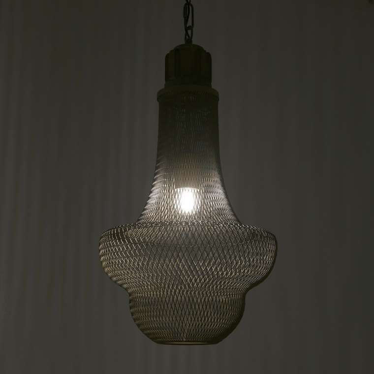 Подвесной светильник из дерева и металла