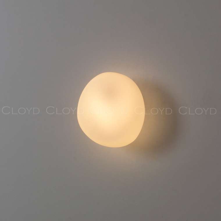 Бра Cloyd GEROLL W1 / шир. 22 см - латунь - белое стекло