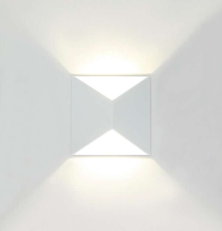 Светильник настенный LED 2*5W 4000K Белый 220V IP54 IL.0014.0012 WH
