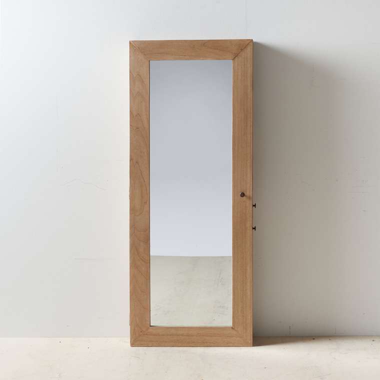 Зеркало настенное-шкаф с двумя выдвижными ящиками 