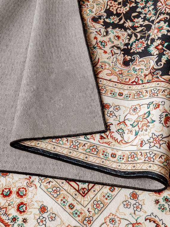 Ковер Silk marmion 80x150 черно-бежевого цвета