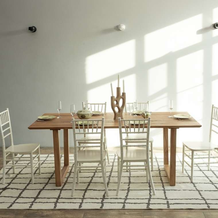 Обеденный стол из массива Санкет