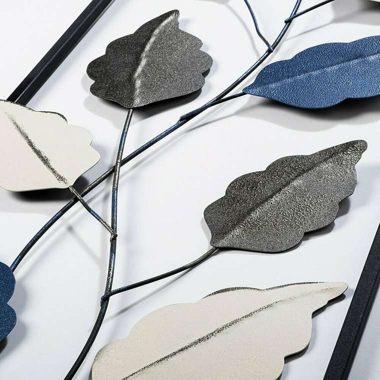 Настенный декор ручной работы Листья 32х90 из металла серо-синего цвета