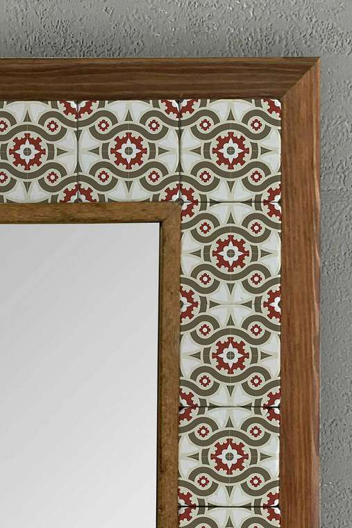 Настенное зеркало с каменной мозаикой 43x43 в раме из композита