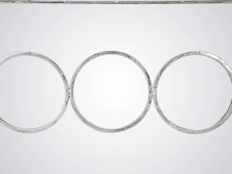 Консоль со стеклом декорирована кольцами из металла 140х79.5х41 см