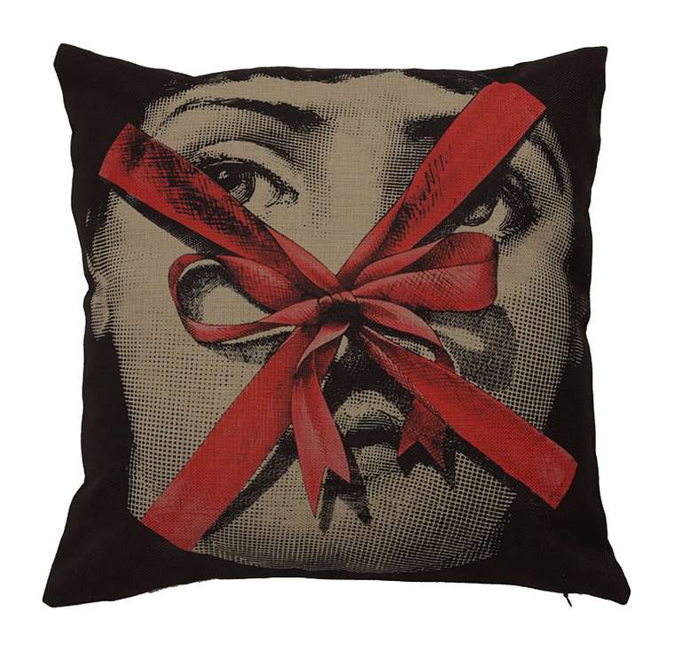 Подушка с портретом Лины Пьеро Форназетти 