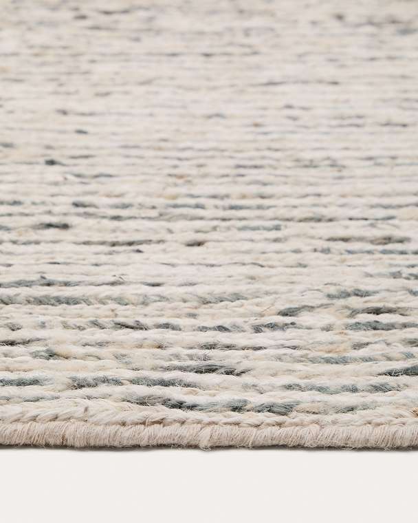 Ковер Nairi 160x230 бежевого цвета