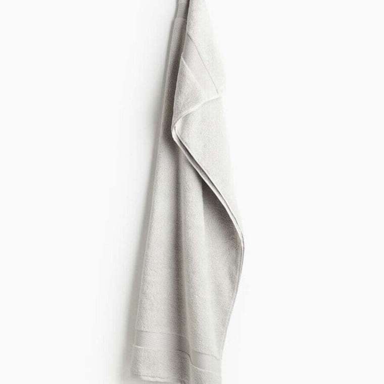 Полотенце банное из мягкой махровой ткани