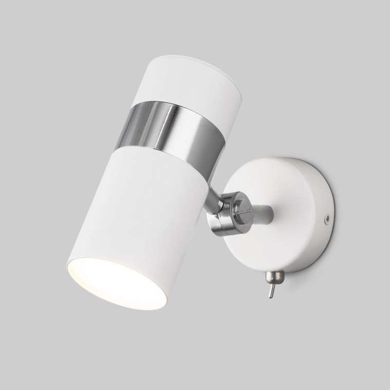 Настенный светильник Viero с поворотным плафоном белого цвета