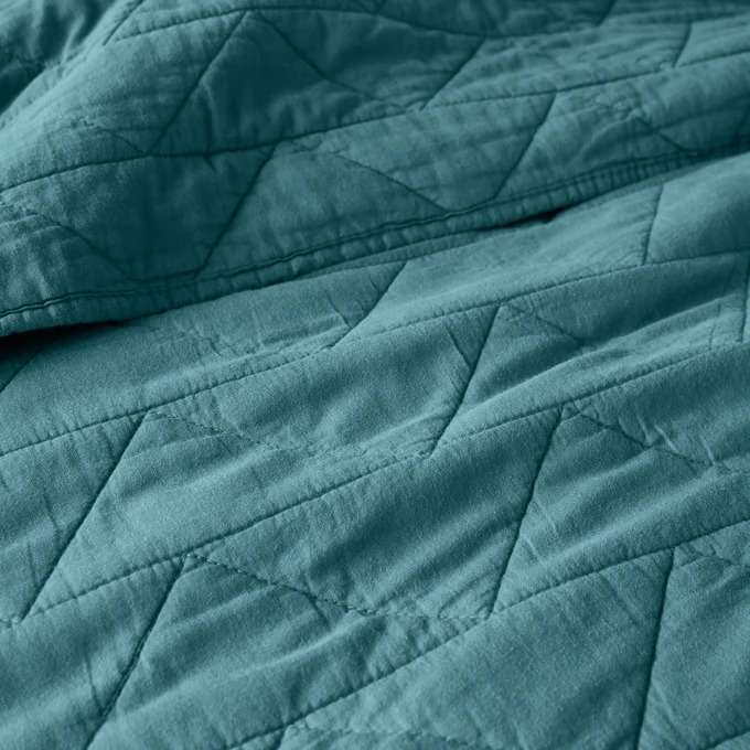 Покрывало Scenario стеганое сине-зеленого цвета с зигзагообразной прострочкой 140x200 
