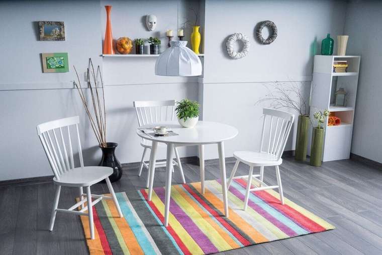 Стол обеденный Larson 90 белого цвета