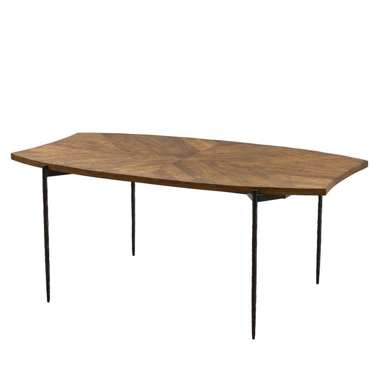 Обеденный стол из массива Васу коричневого цвета